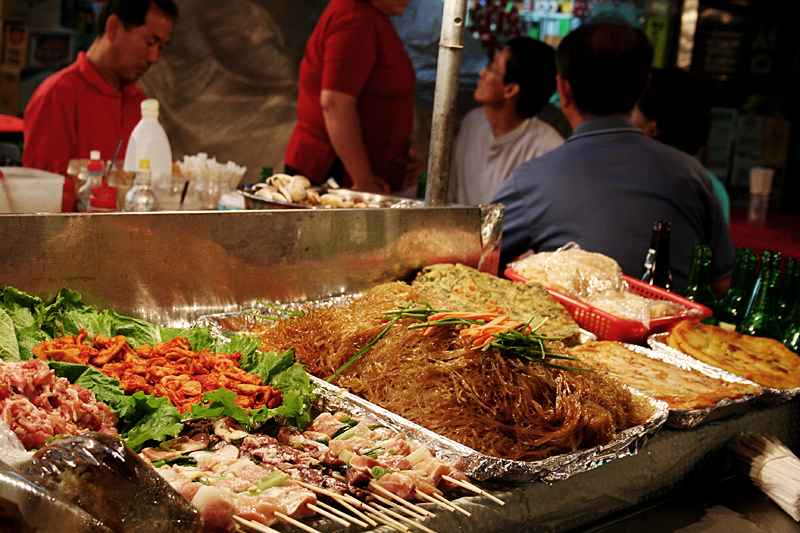 Comida callejera y ocio nocturno en la cultura coreana